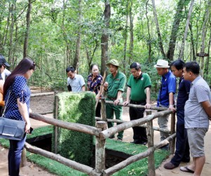ĐỊA ĐẠO CỦ CHI _ VÙNG ĐẤT THÉP